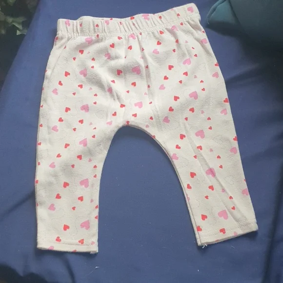 Peanuts 6/9 months valentine's outfit - Picture 3 of 5